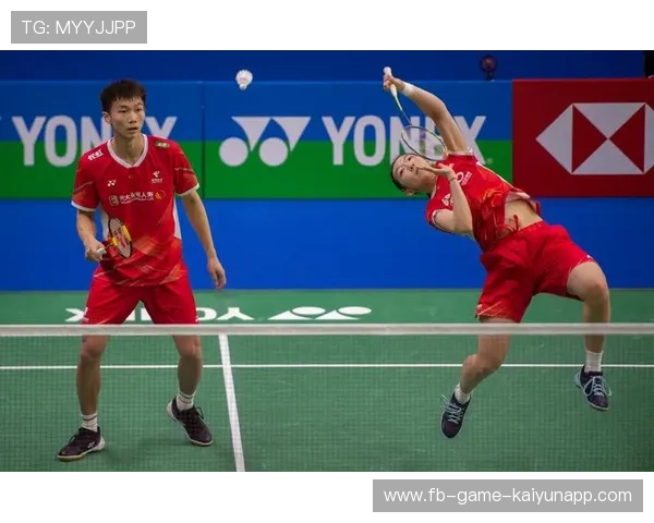 印度羽毛球男子双打组合击败韩国队，夺得金牌。，印度 羽毛球